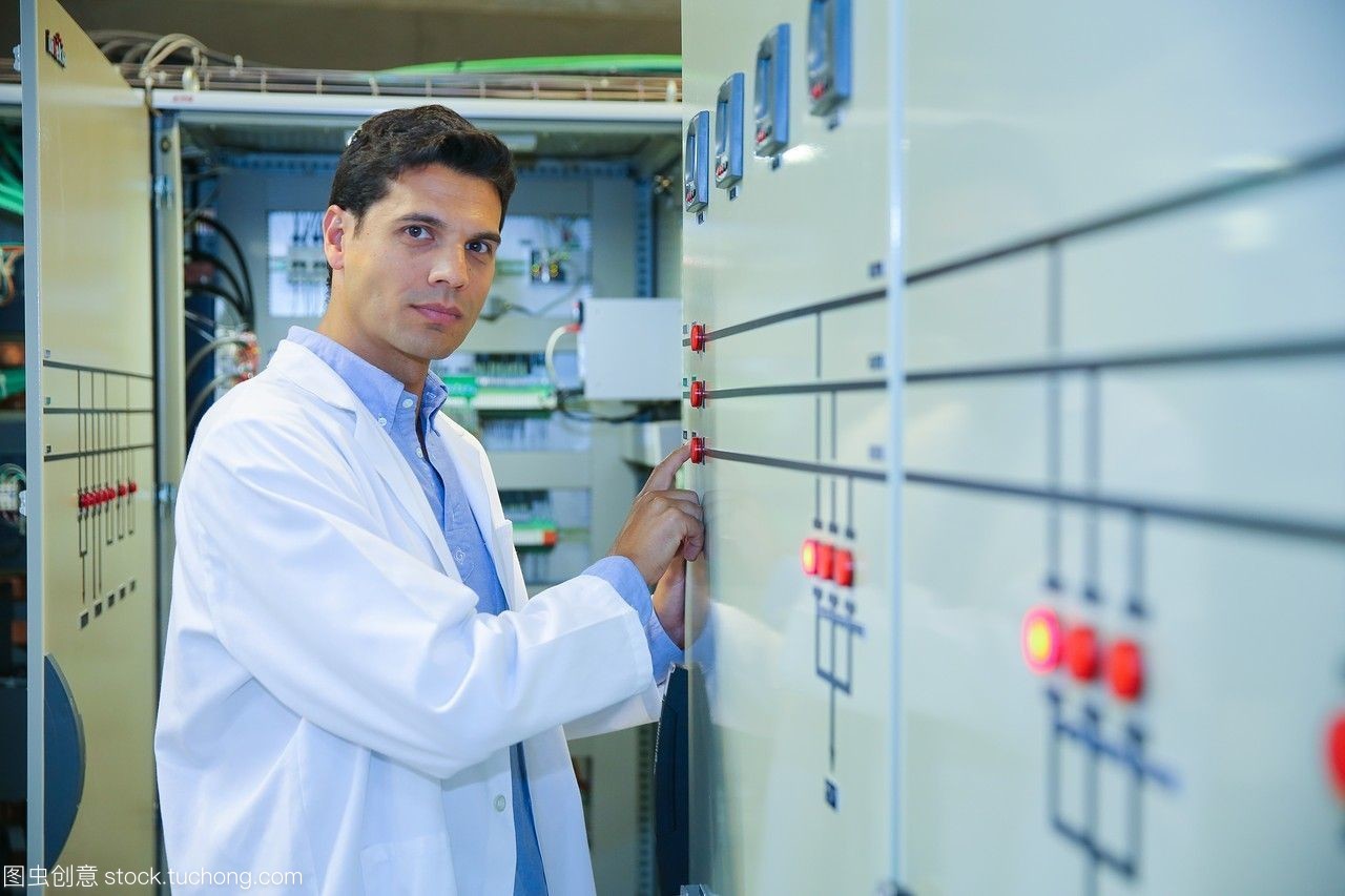 研究員。低壓微網(wǎng)絡(luò)。用于智能電網(wǎng)和智能電表的測試和證書服務(wù)。電力電子設(shè)備認(rèn)證。技術(shù)服務(wù)行業(yè)。tecnaliaresearch&innovationbizkaiabasquecountry,西班牙。