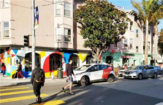 自動(dòng)駕駛技術(shù)開(kāi)發(fā)排行榜 群雄逐鹿，誰(shuí)主沉浮